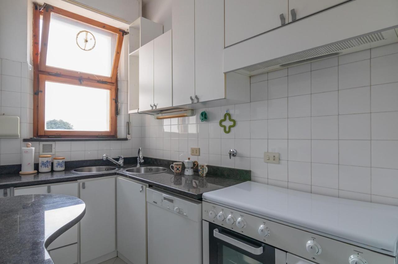 Comfy Flat Steps Away From Siena Station! Διαμέρισμα Εξωτερικό φωτογραφία