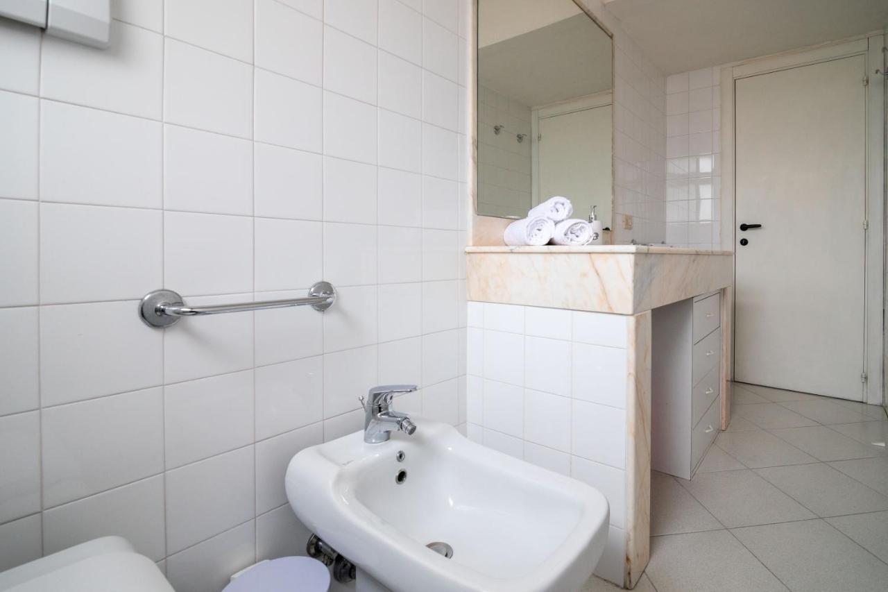 Comfy Flat Steps Away From Siena Station! Διαμέρισμα Εξωτερικό φωτογραφία